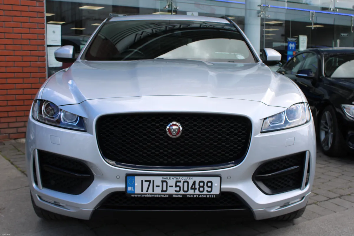F-PACE 2.0L R-SPORT AUTO 180BHP PANROOF NEW NCT - Image 2