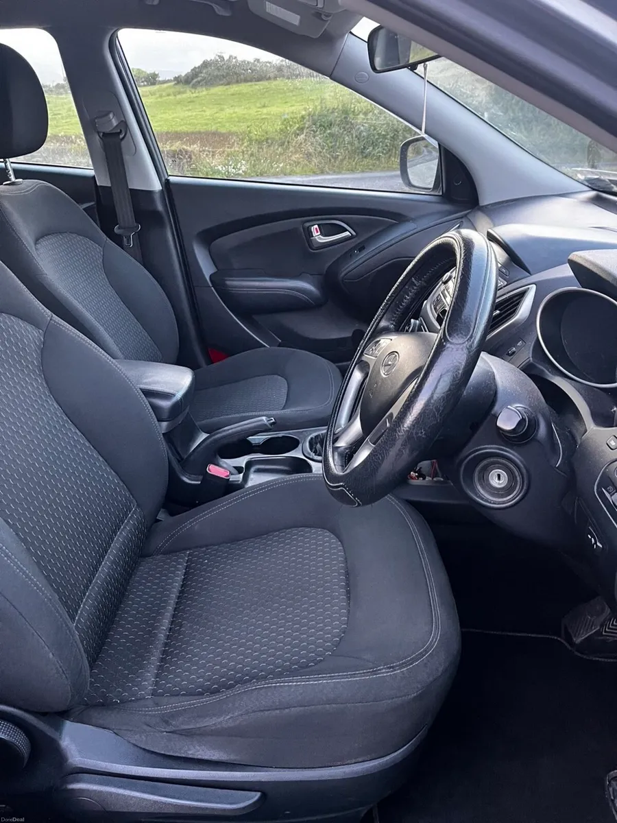 Hyundai IX35 - Image 6