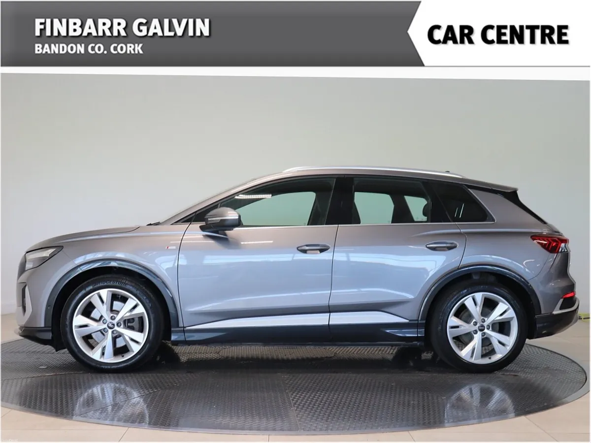 Audi e-tron 40 S- LINE - Image 3