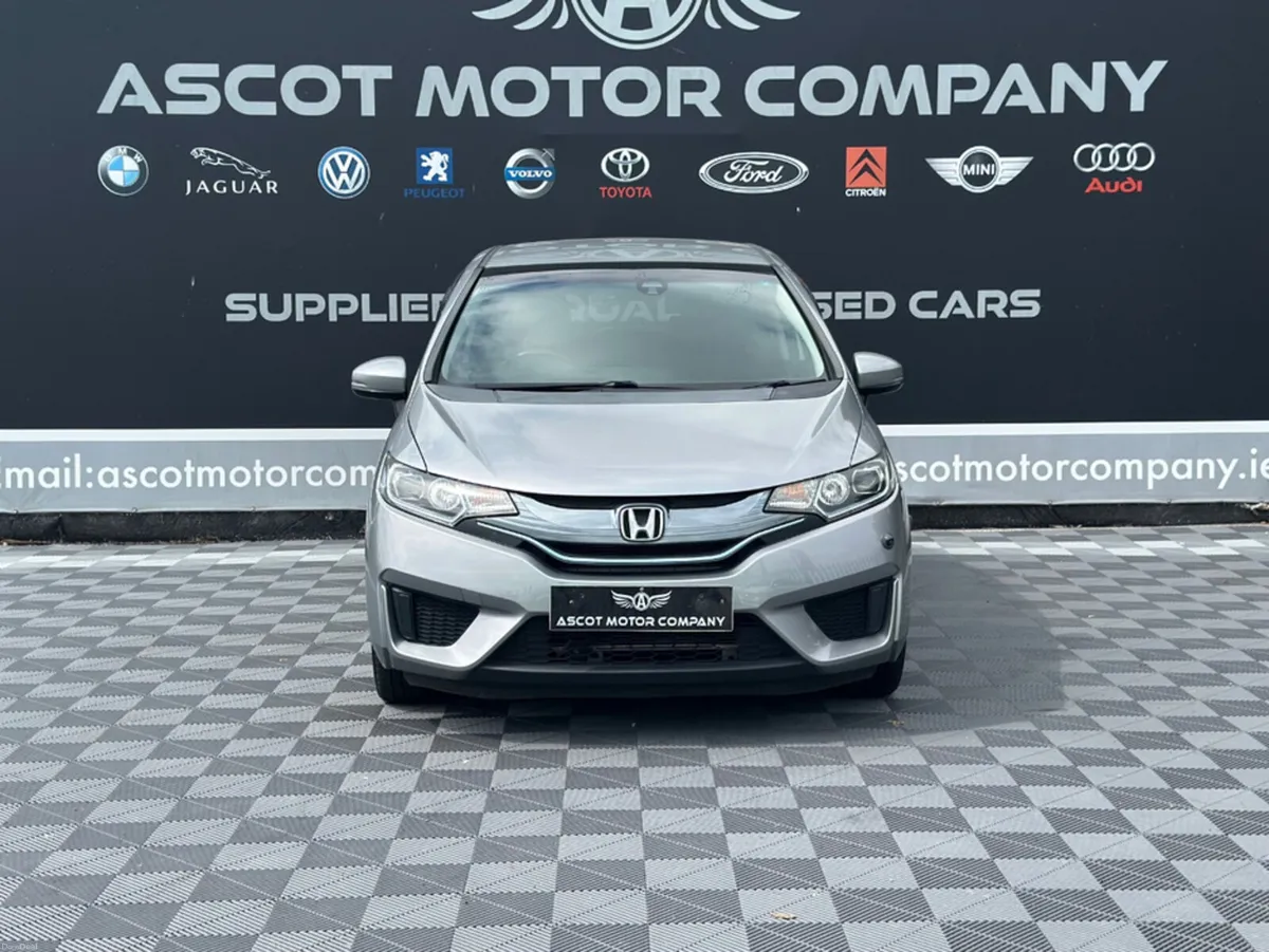 Honda Fit 1.5 Petrol Hyrbid - Image 3