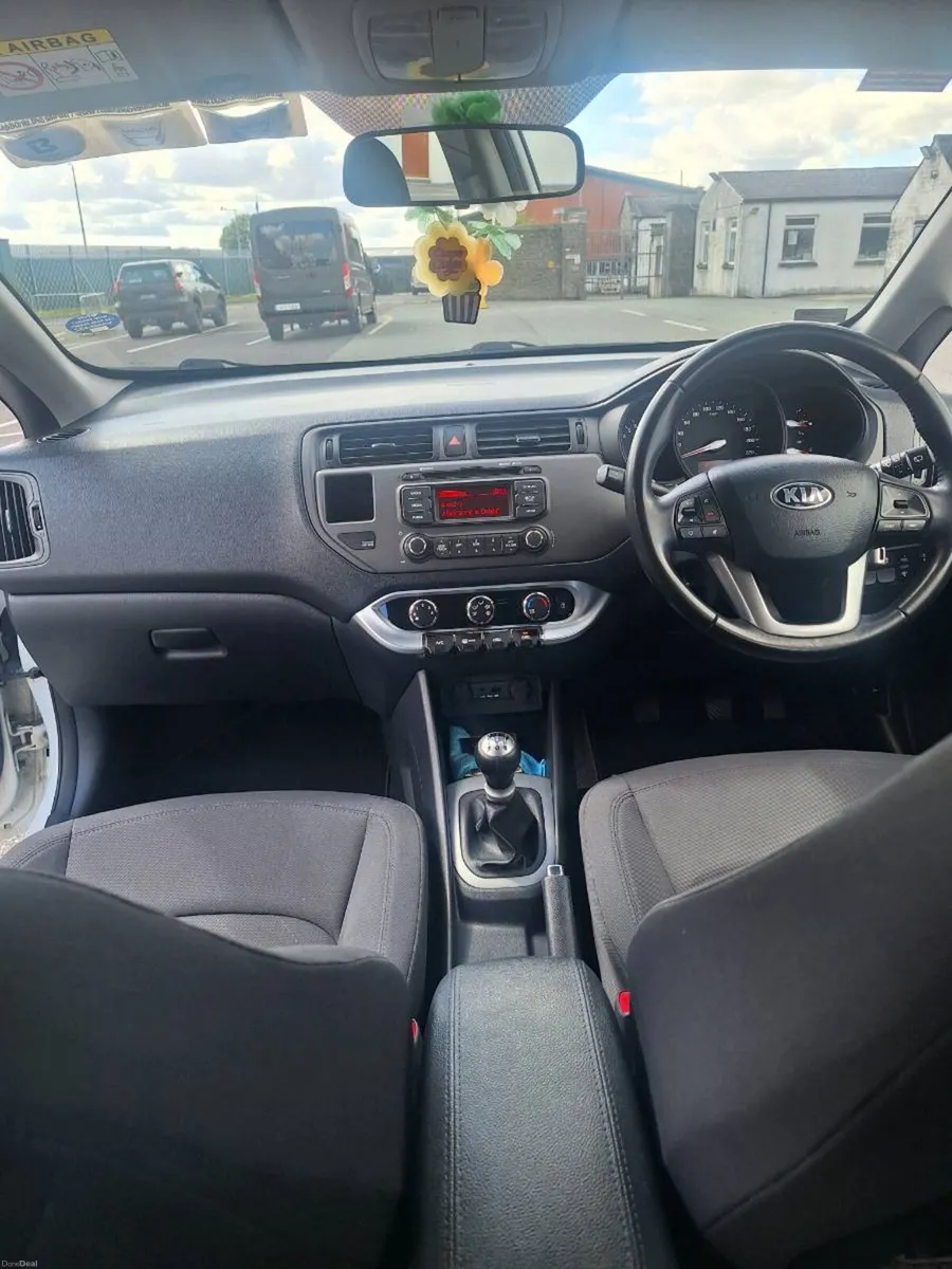 Kia Rio 2015 - Image 5