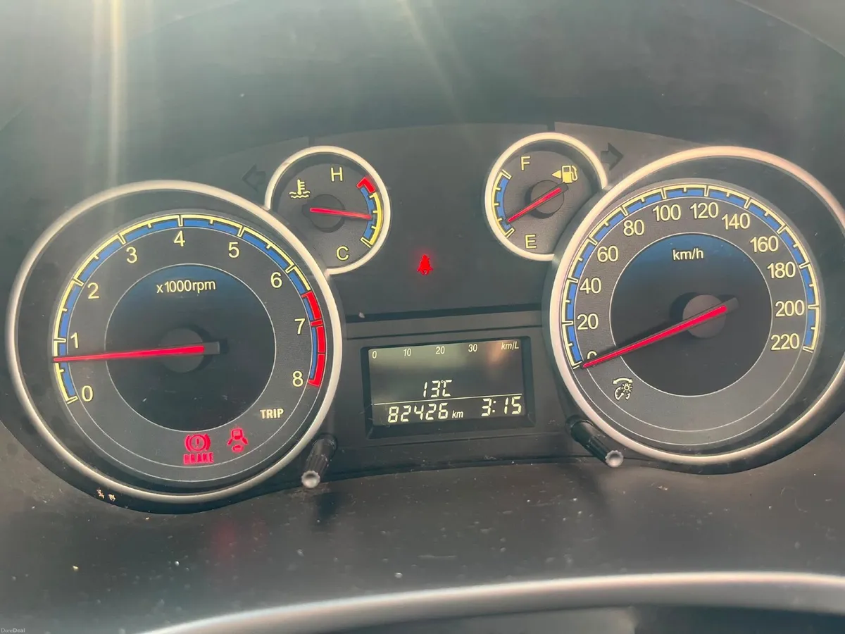 *Very Low Mileage* Suzuki SX4 2011 - Image 3