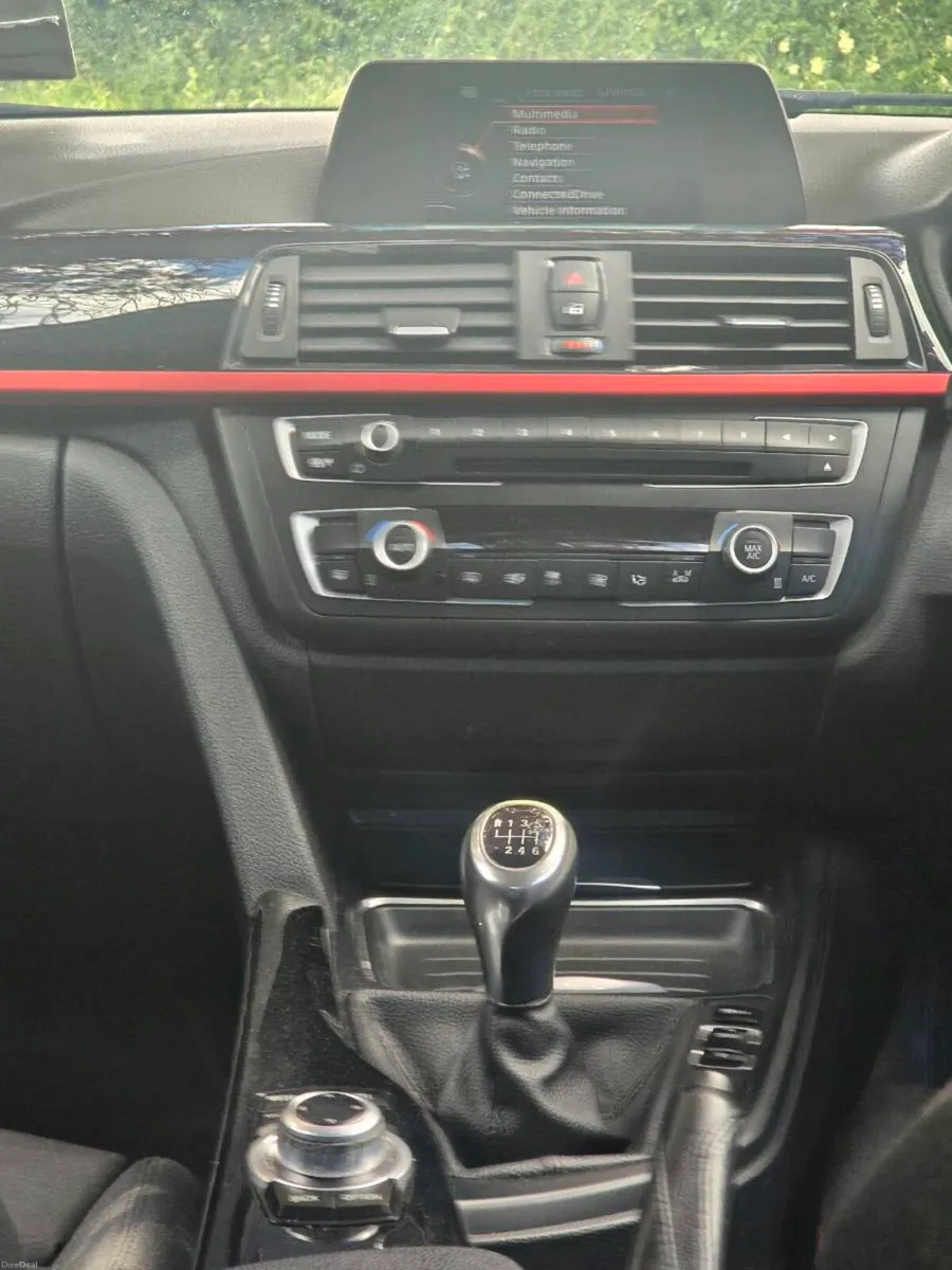 2015 BMW 3 series
Version 2.0D F30 sport NCT-09 27 - Image 6