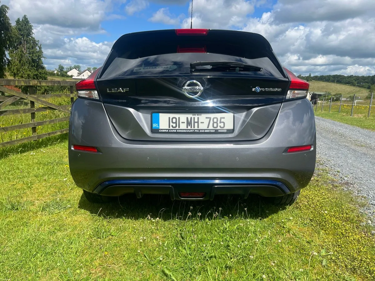 Nissan Leaf 40kwh - Image 4