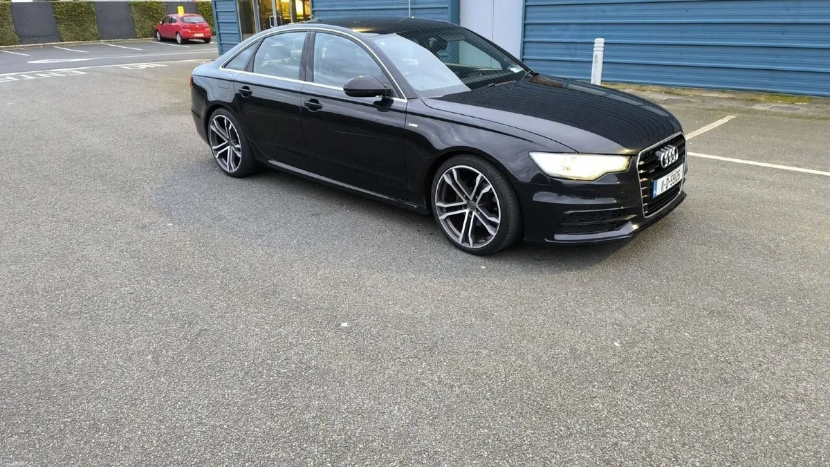 Audi A6 2011 - Image 1