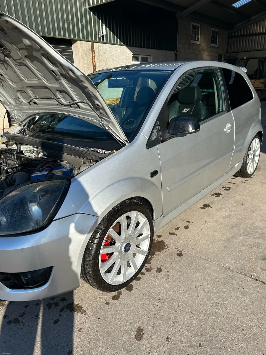Ford  fiesta - Image 3