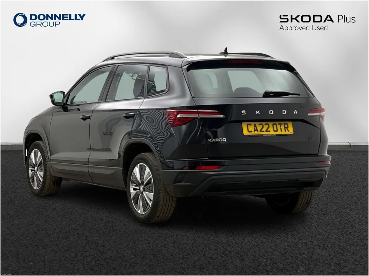 Skoda KAROQ Estate SE Drive - Image 3