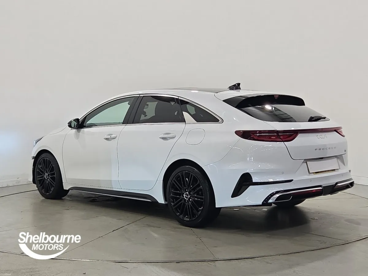 Kia Pro ceed Shooting Brake GT-Line S - Image 2