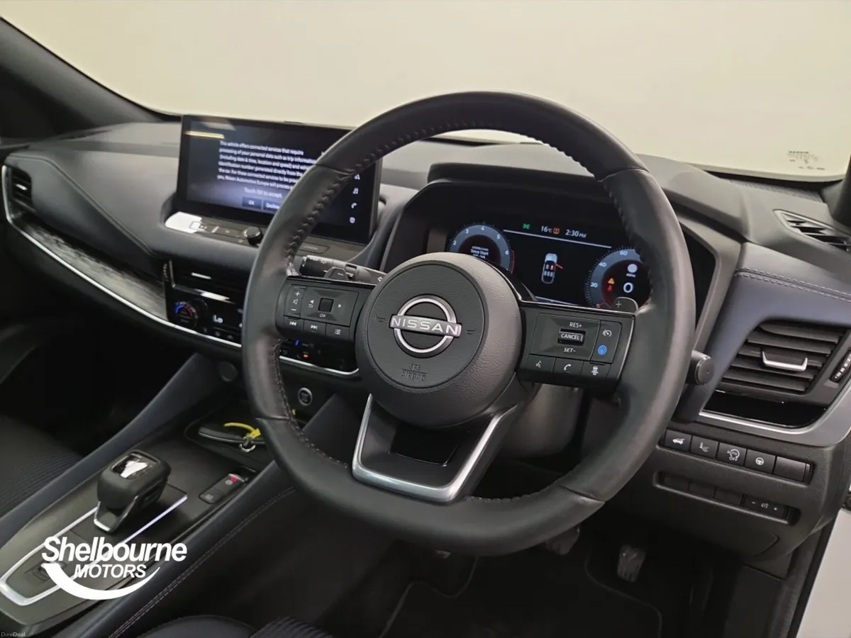 Nissan Qashqai Hatchback Tekna - Image 4