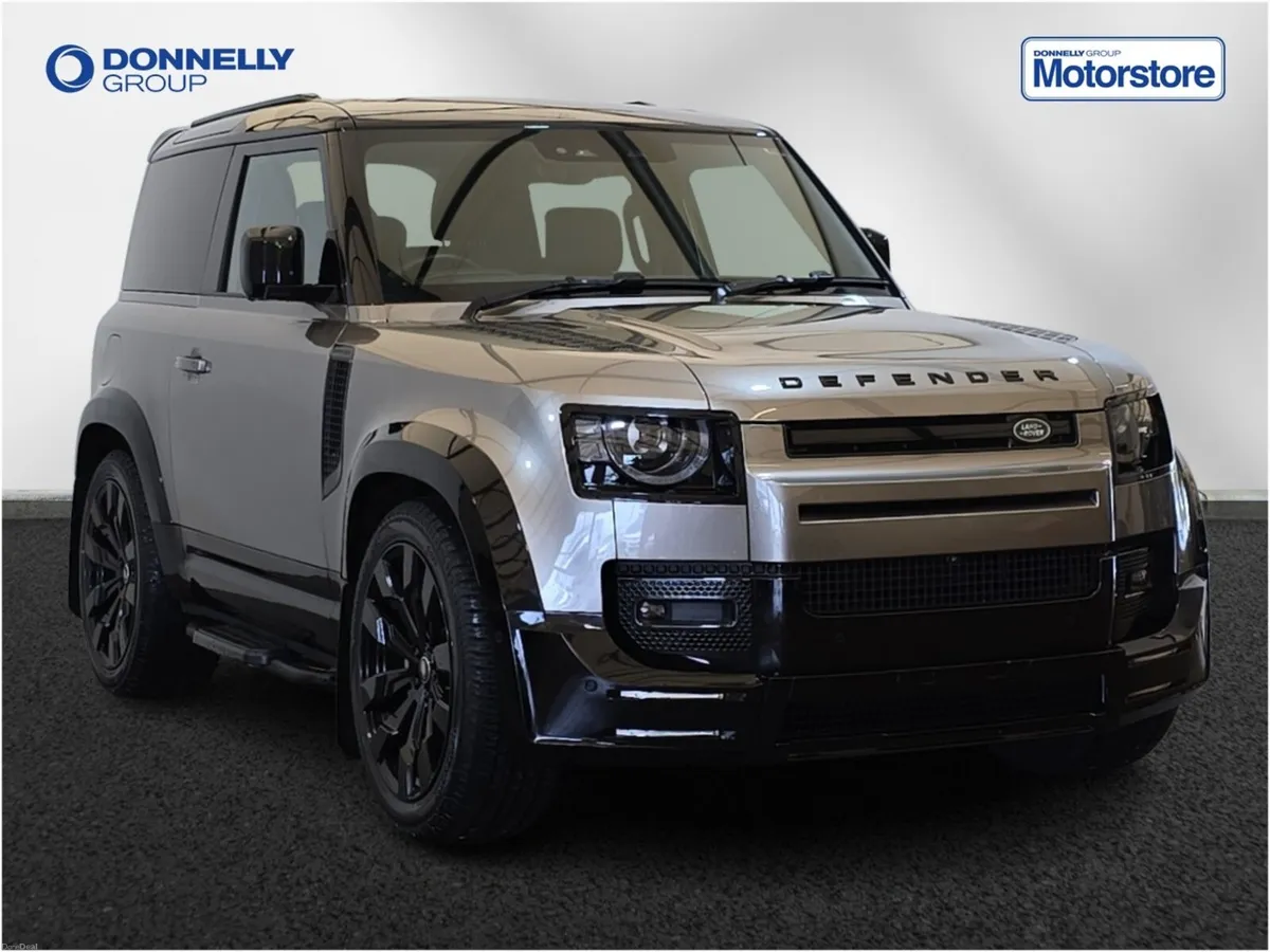 Land Rover Defender Diesel Estate X-Dynamic HSE - Image 1