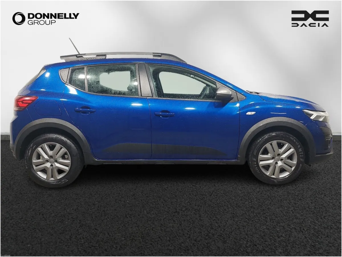 Dacia Sandero Stepway Hatchback Expression - Image 3