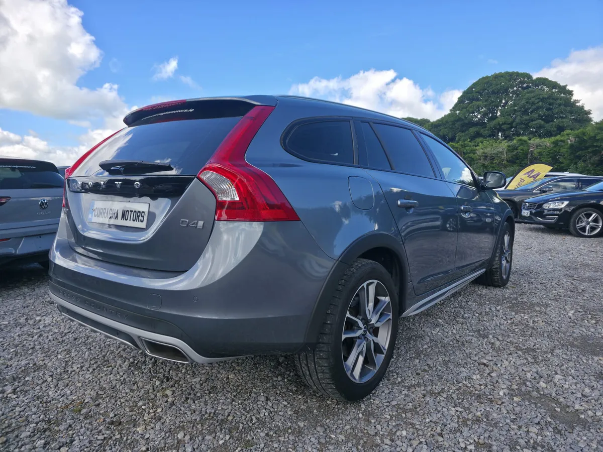 2018 Volvo V60 Cross Country Automatic - Image 5