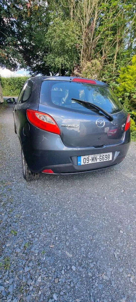mazda 2 - Image 2