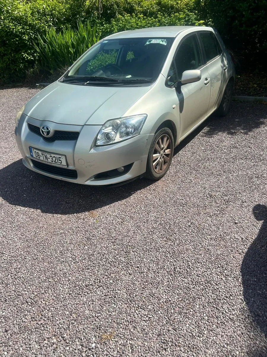 Toyota auris - Image 4