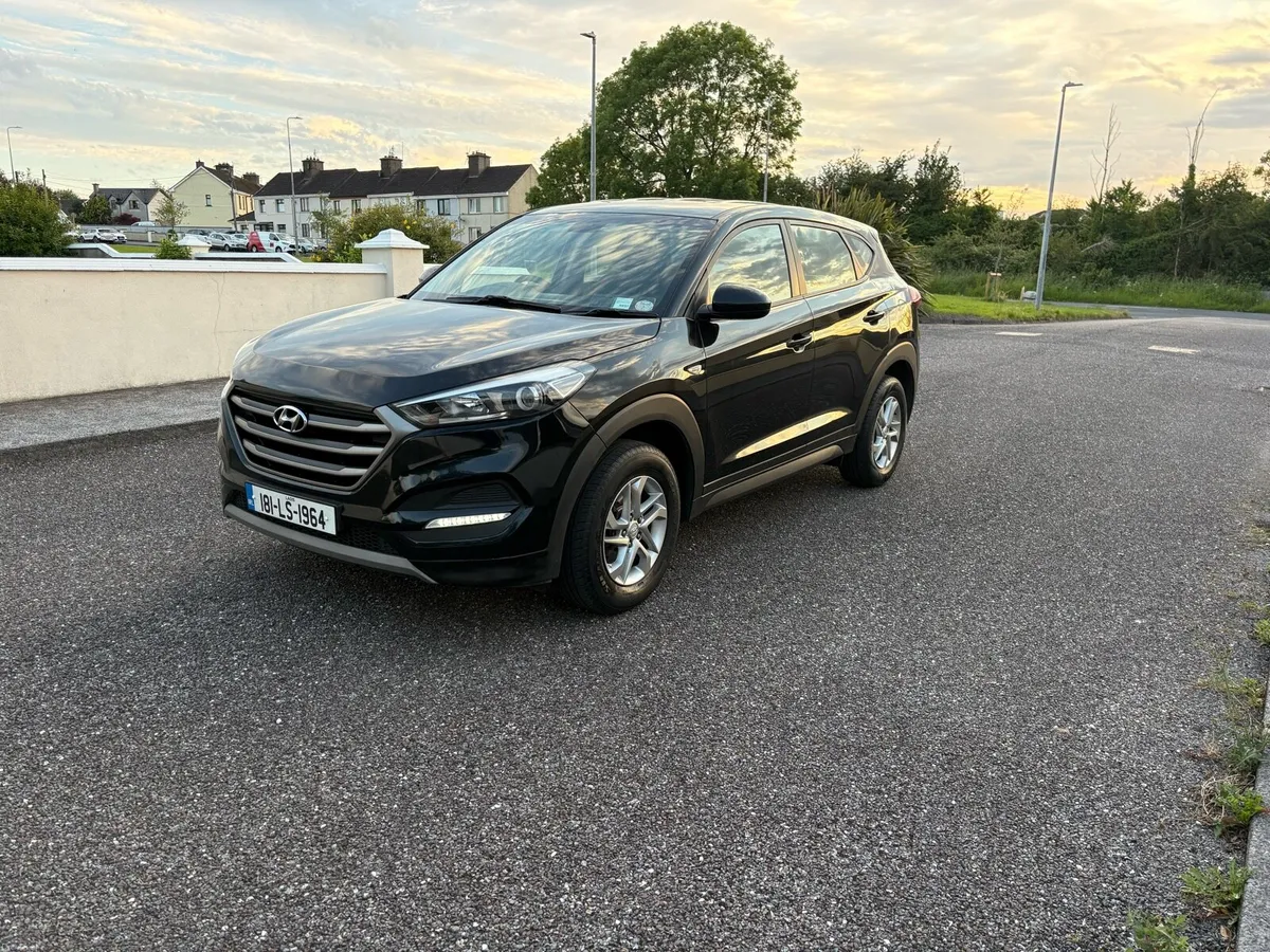 181 Hyundai Tucson 1.6 petrol new NCT 3/28 - Image 1