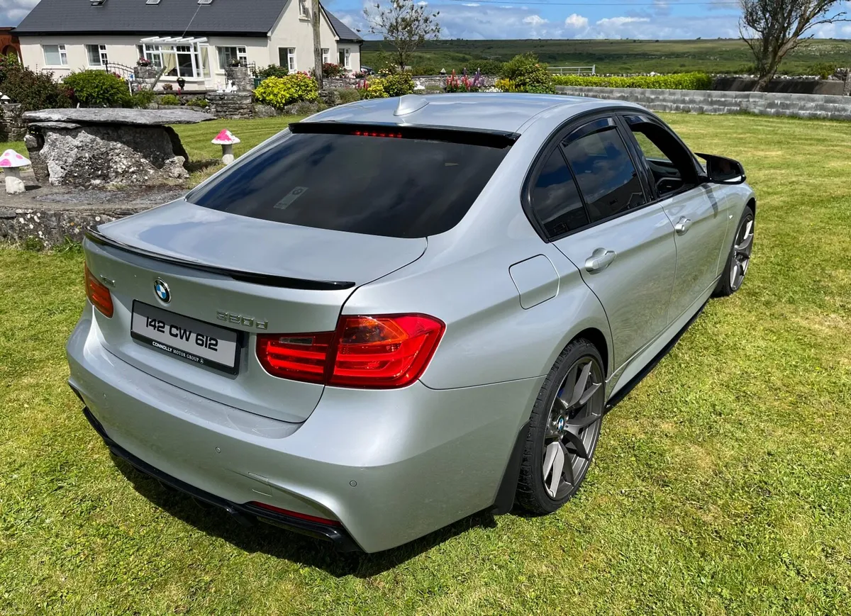 BMW 3-Series 2014 - Image 2