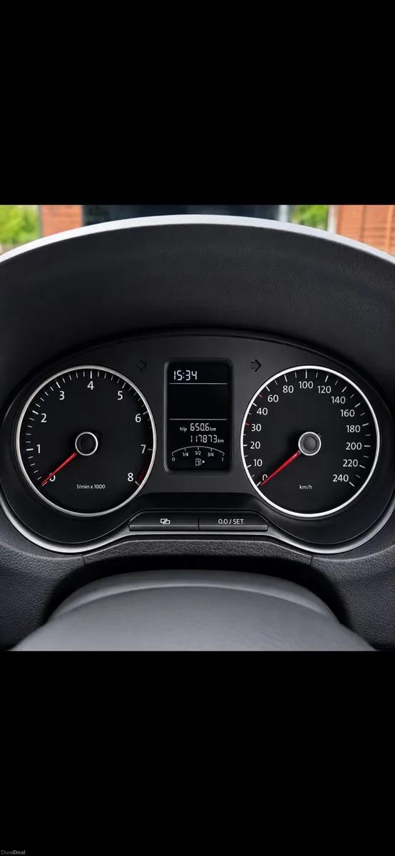 2013 Volkswagen Polo - Image 3