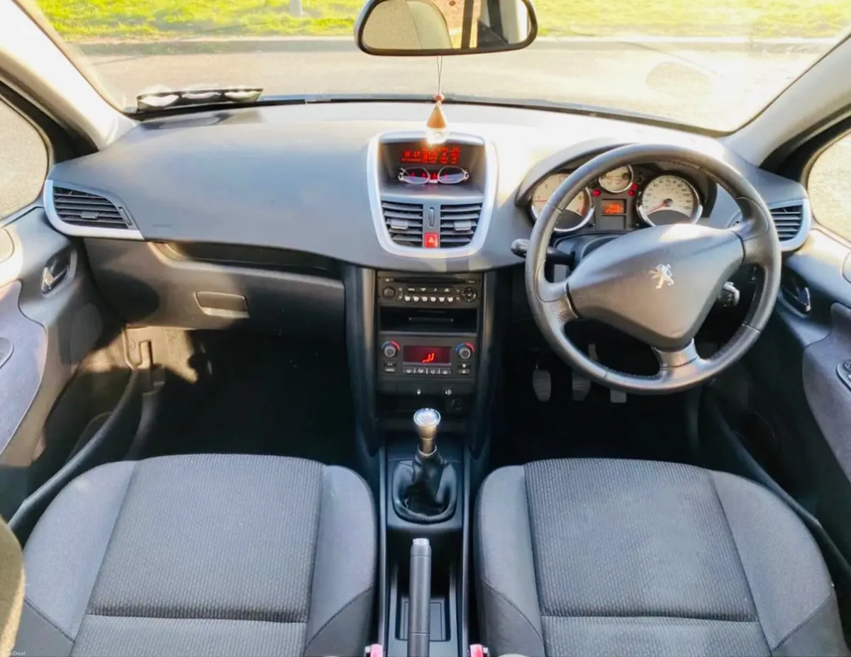 Peugeot 207 2010 - Image 4