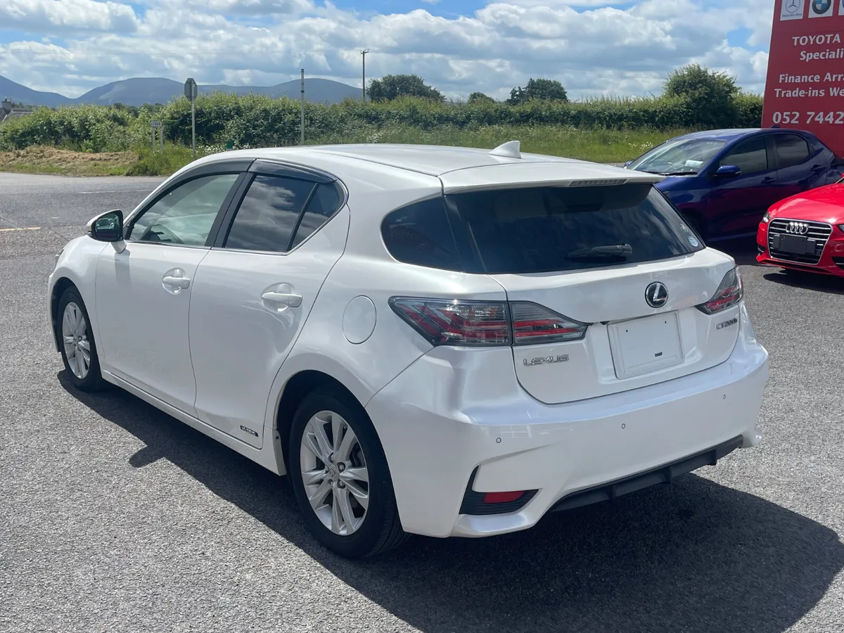 2016-1 Lexus CT - Image 5