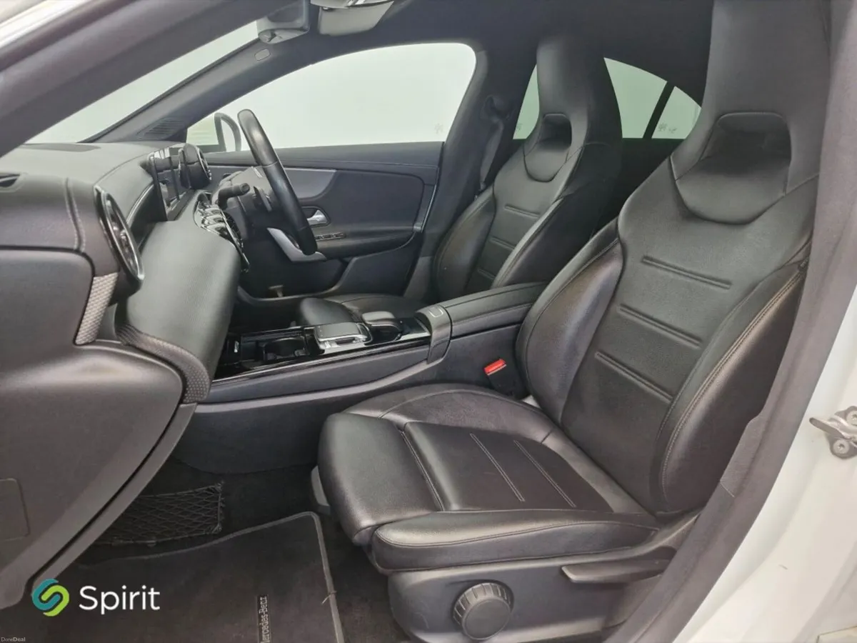 Mercedes-Benz CLA CLA 180 A/T **CALL/WHATS APP PAT - Image 4