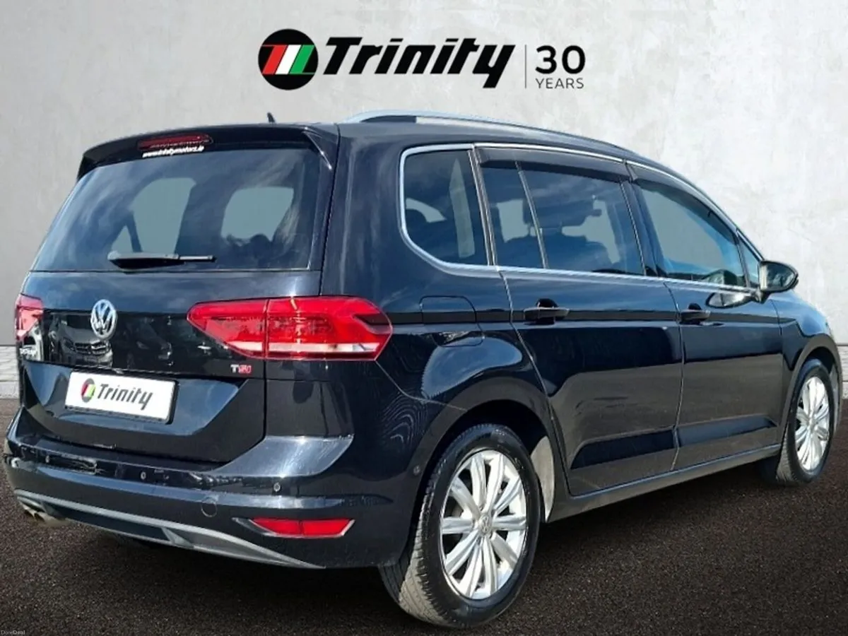 Volkswagen Touran ** 7 SEATER ** HIGHLINE ** AUTOM - Image 3