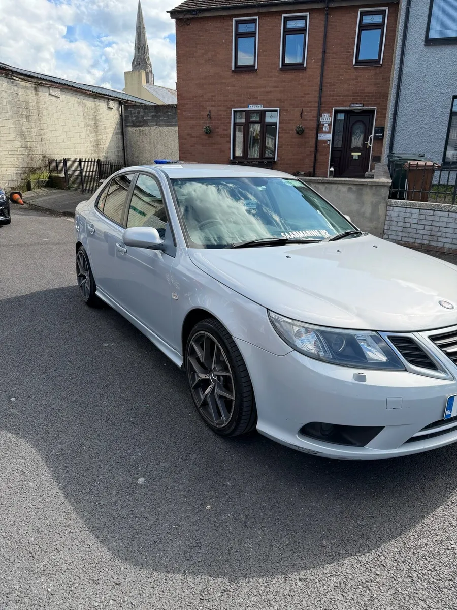 SAAB 93 1.8t Biopower - Image 1