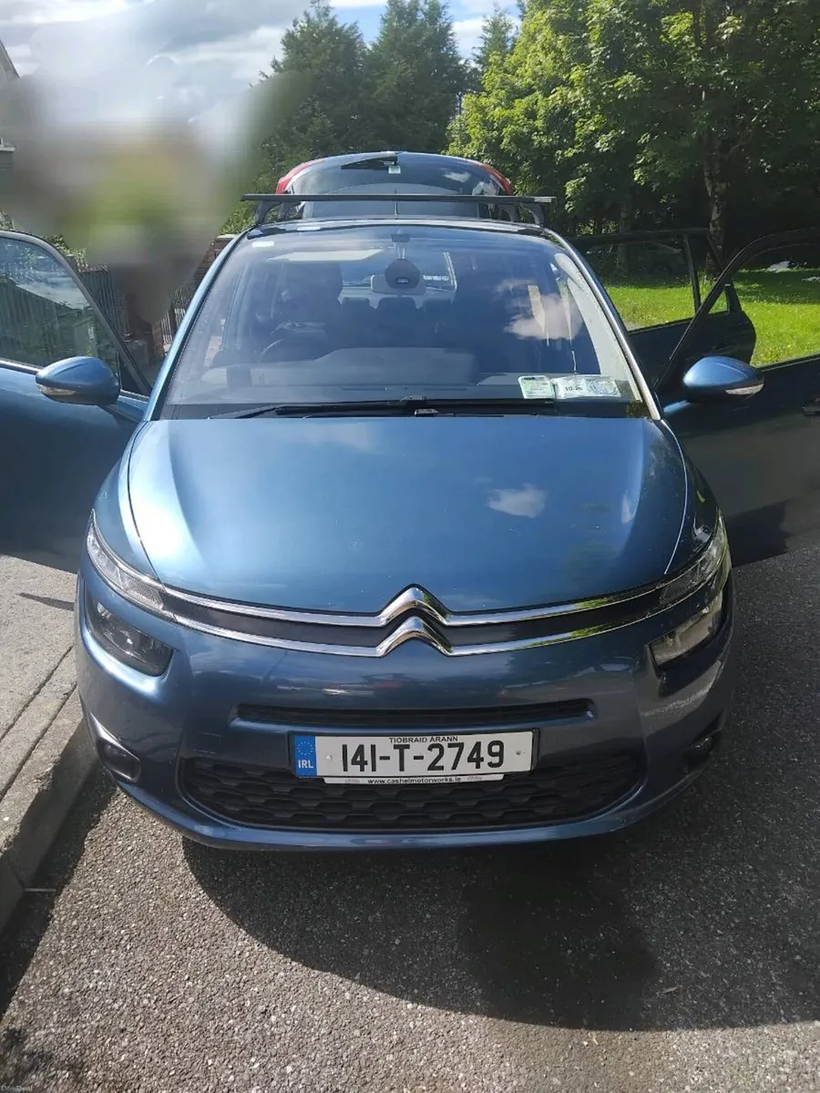Car - Image 1