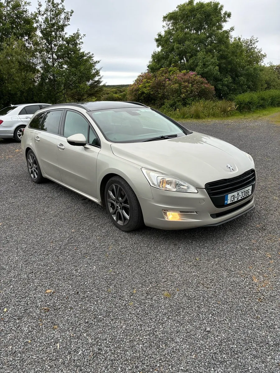 Car - Image 4
