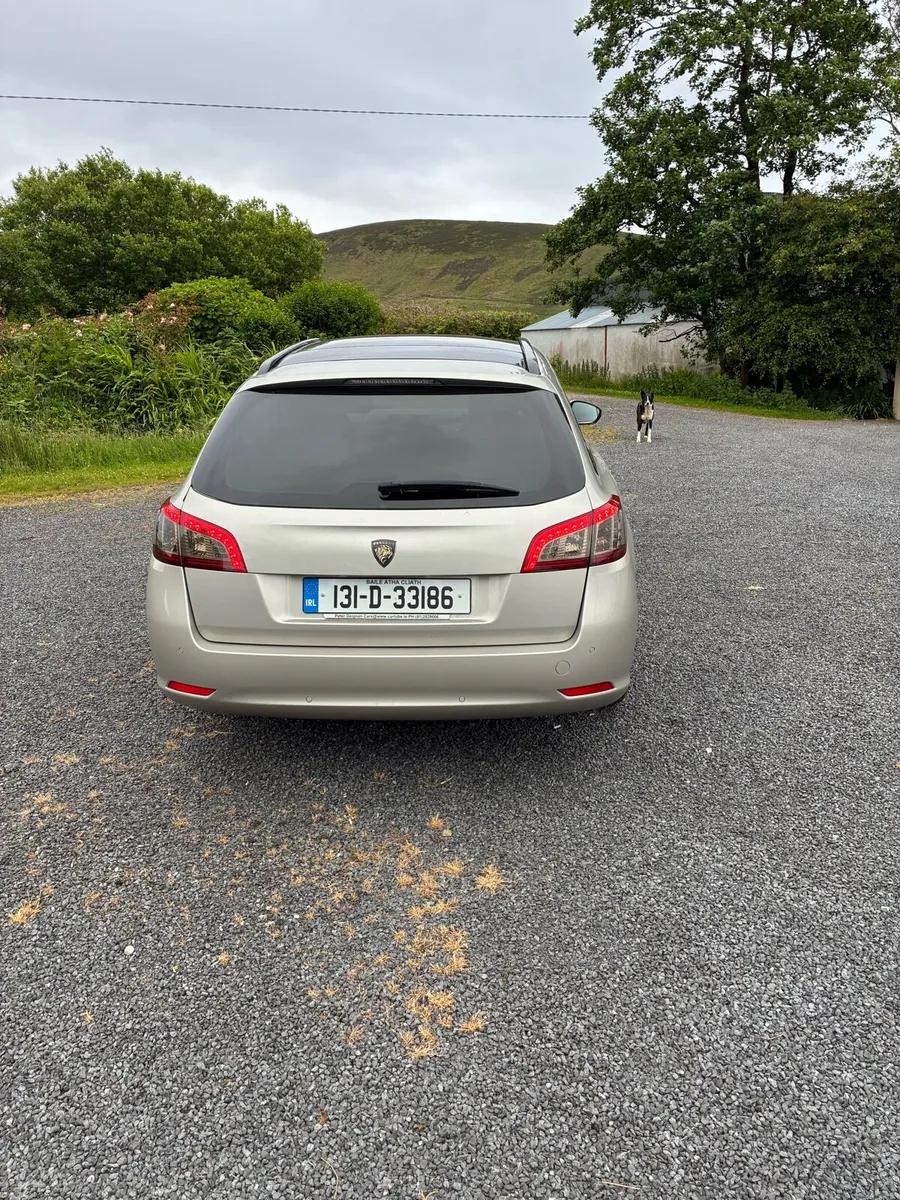Car - Image 5