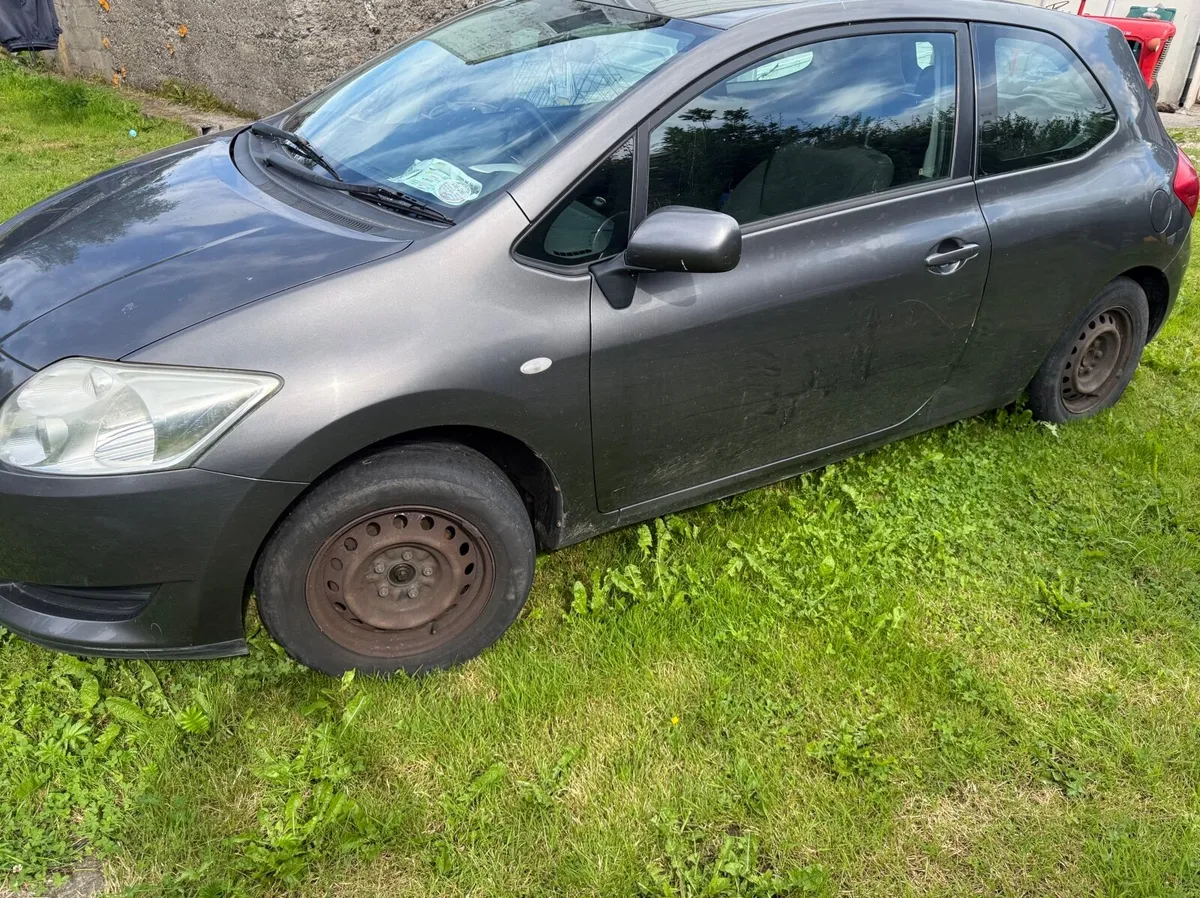 Toyota Auris 2008 - Image 3