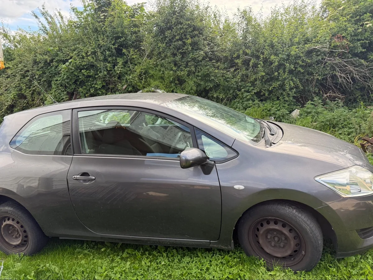 Toyota Auris 2008 - Image 4
