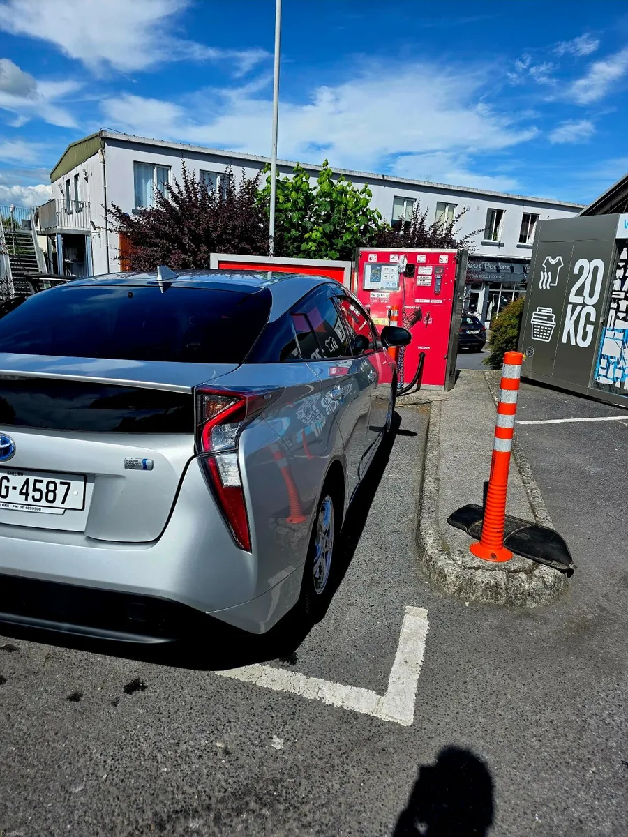 Toyota Prius 2016 - Image 4