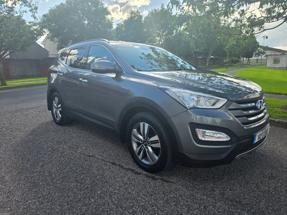 Hyundai Santa Fe 2.2 diesel ( NCT and TAX ) - Image 2