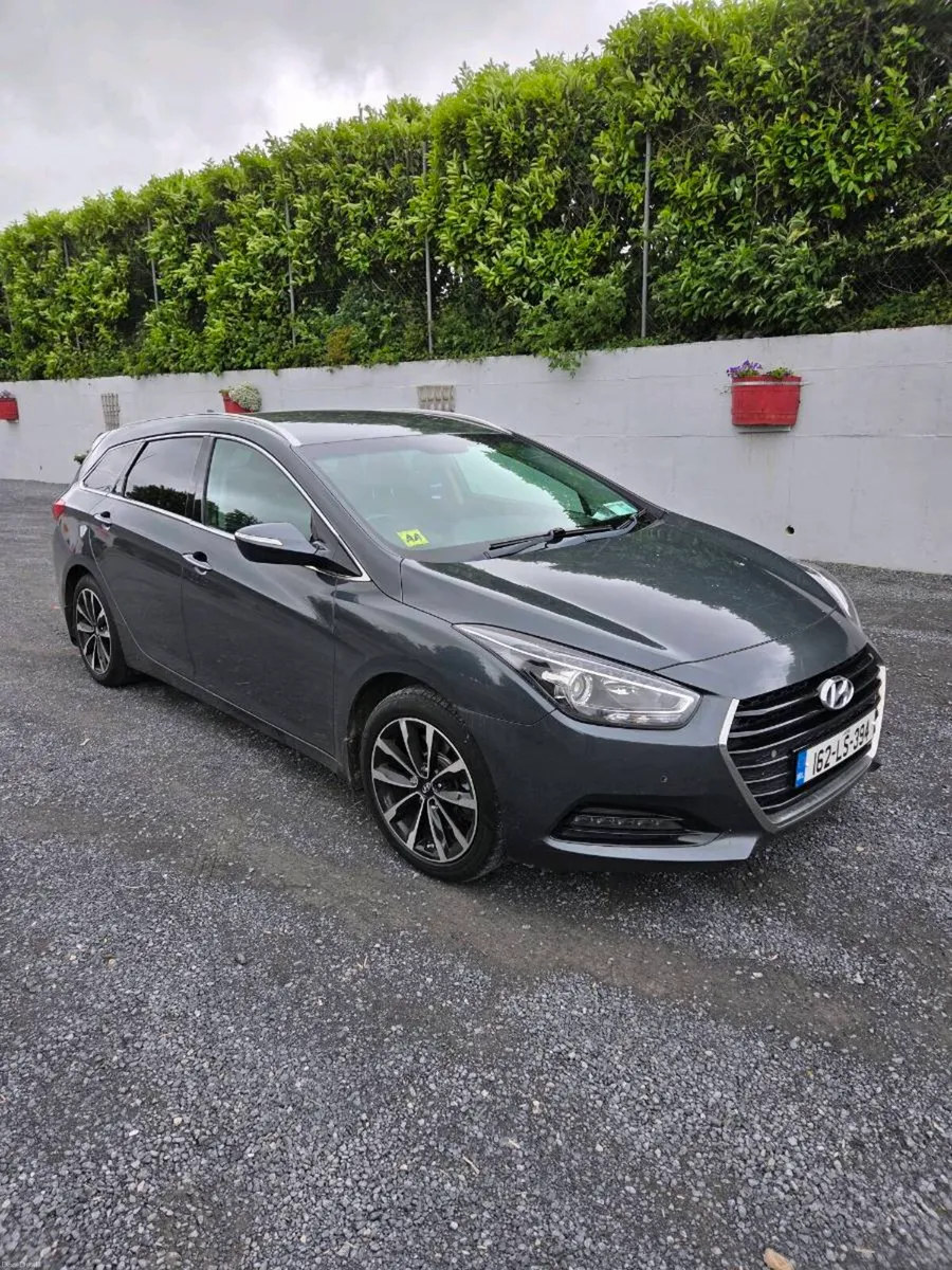 Hyundai i40 1.7 diesel only 198k km - Image 1