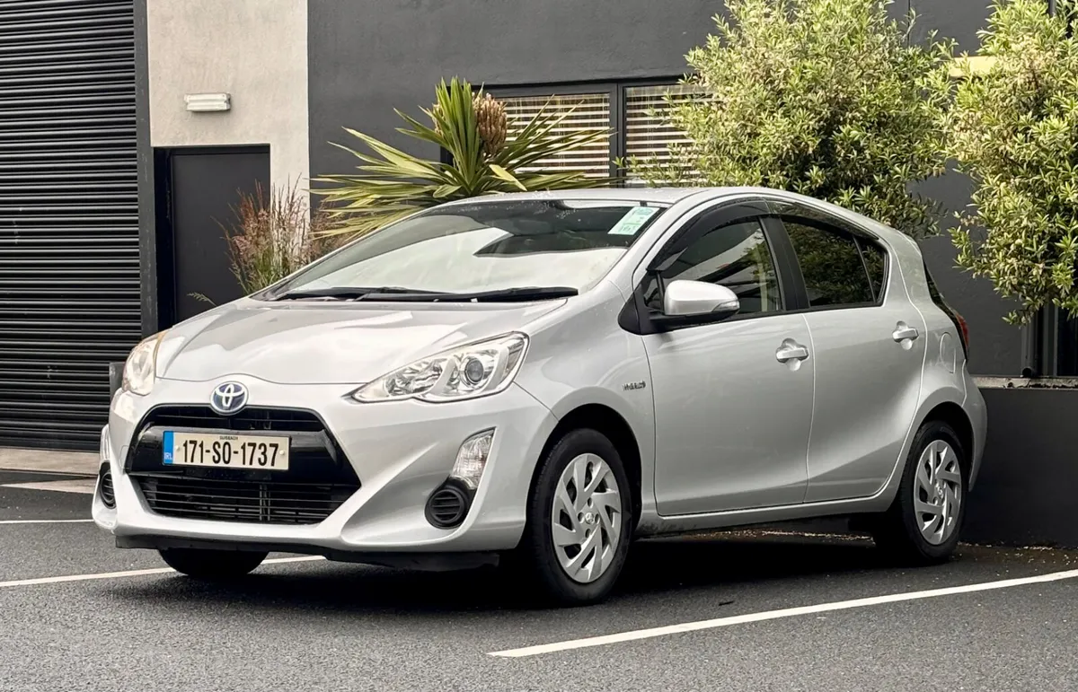 2017 Toyota Aqua*NCT MAY 27*1st OWNER* - Image 3