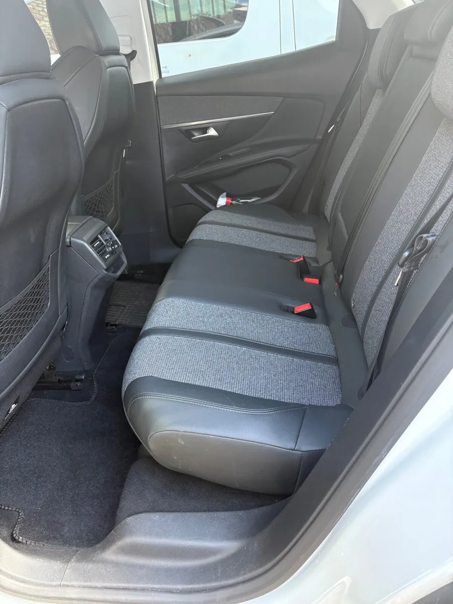 Peugeot 3008 2020 - Image 4