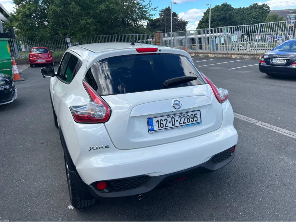 Nissan Juke AUTO///48000KLMS///PREMIUM MODEL WITH - Image 3
