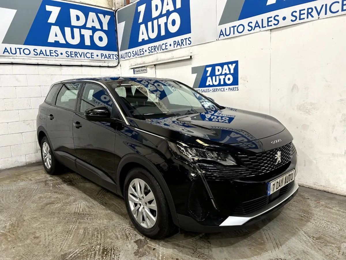 Peugeot 5008 FL ACTIVE 1.5 BLUE HDI 7 SEATER - Image 1