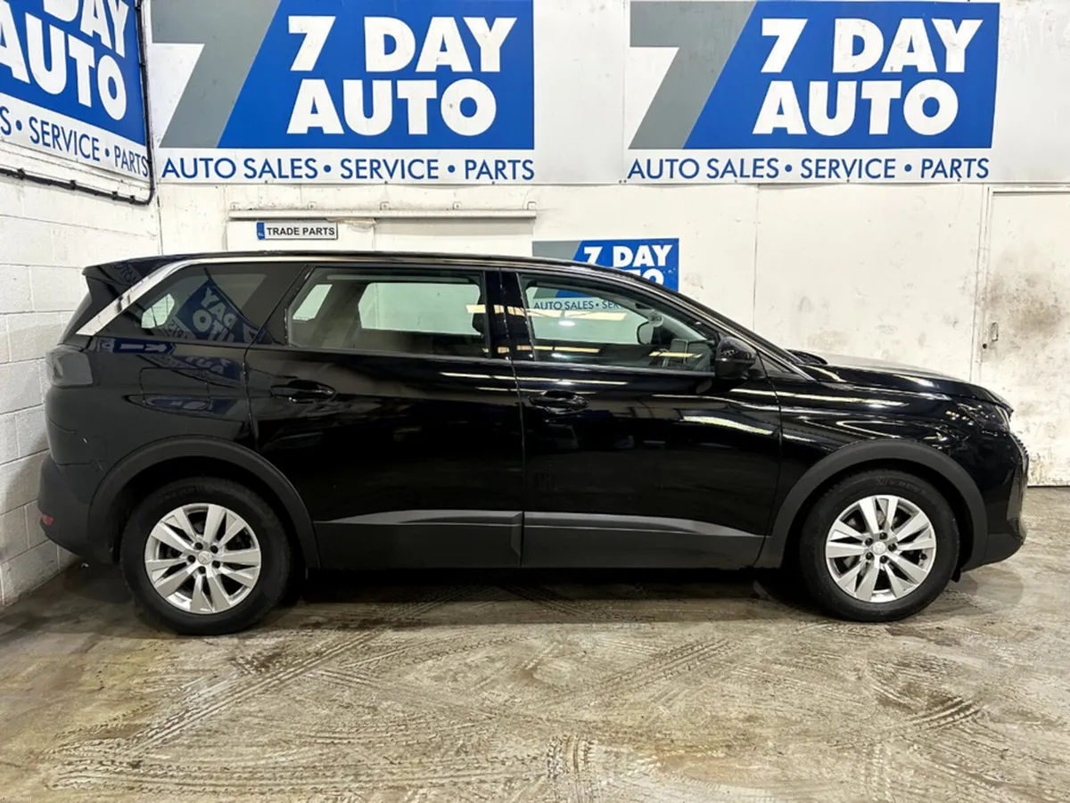 Peugeot 5008 FL ACTIVE 1.5 BLUE HDI 7 SEATER - Image 3