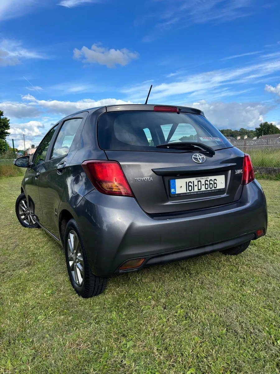 Toyota Yaris - Image 3