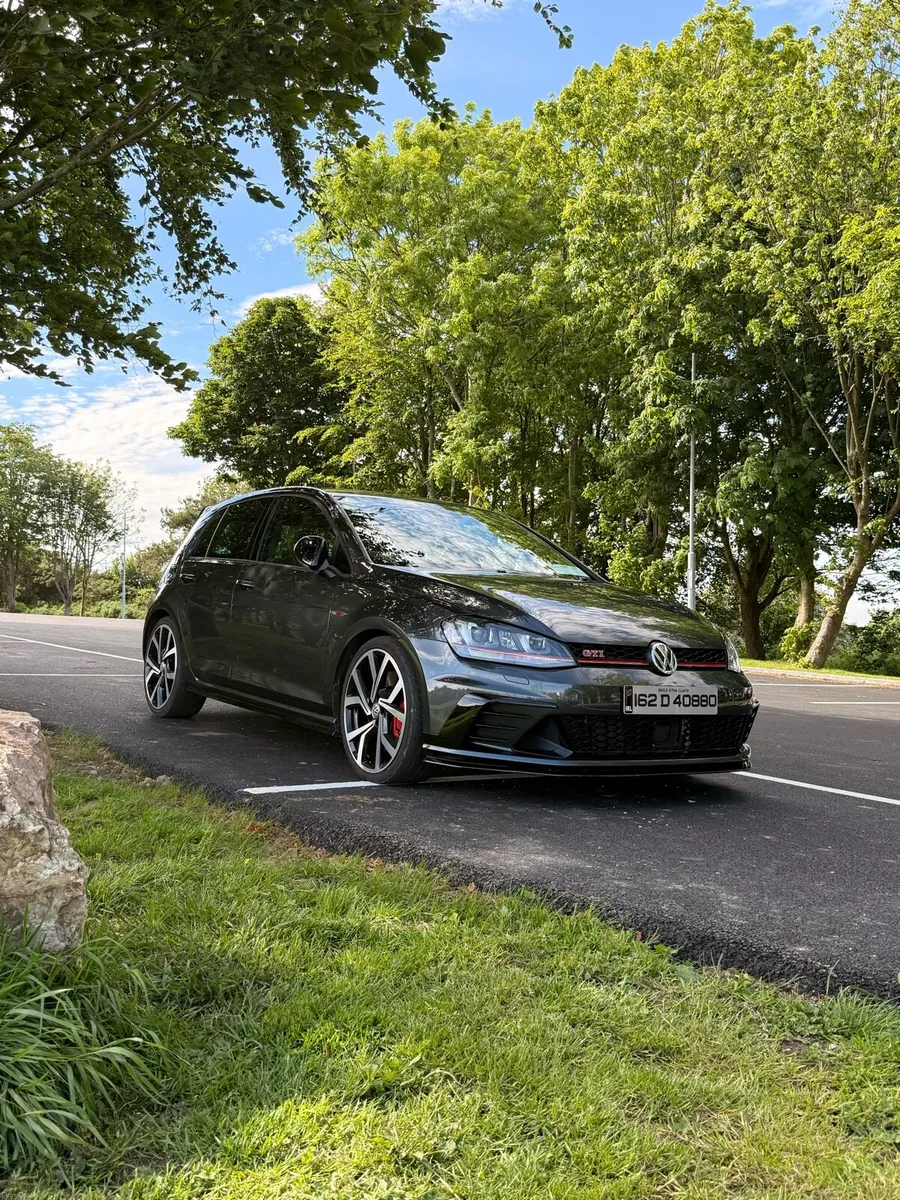 Volkswagen Golf GTI Clubsport Track Edition 40 - Image 2