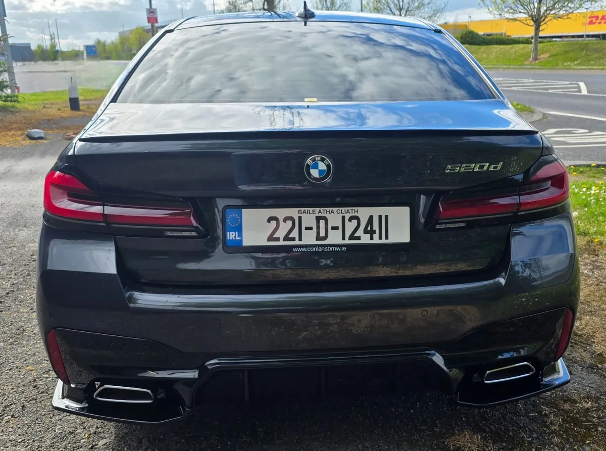 BMW 5-Series M Sport 2022 - Image 4