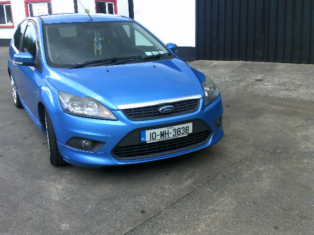 Ford Focus 2010--tidy car - Image 2
