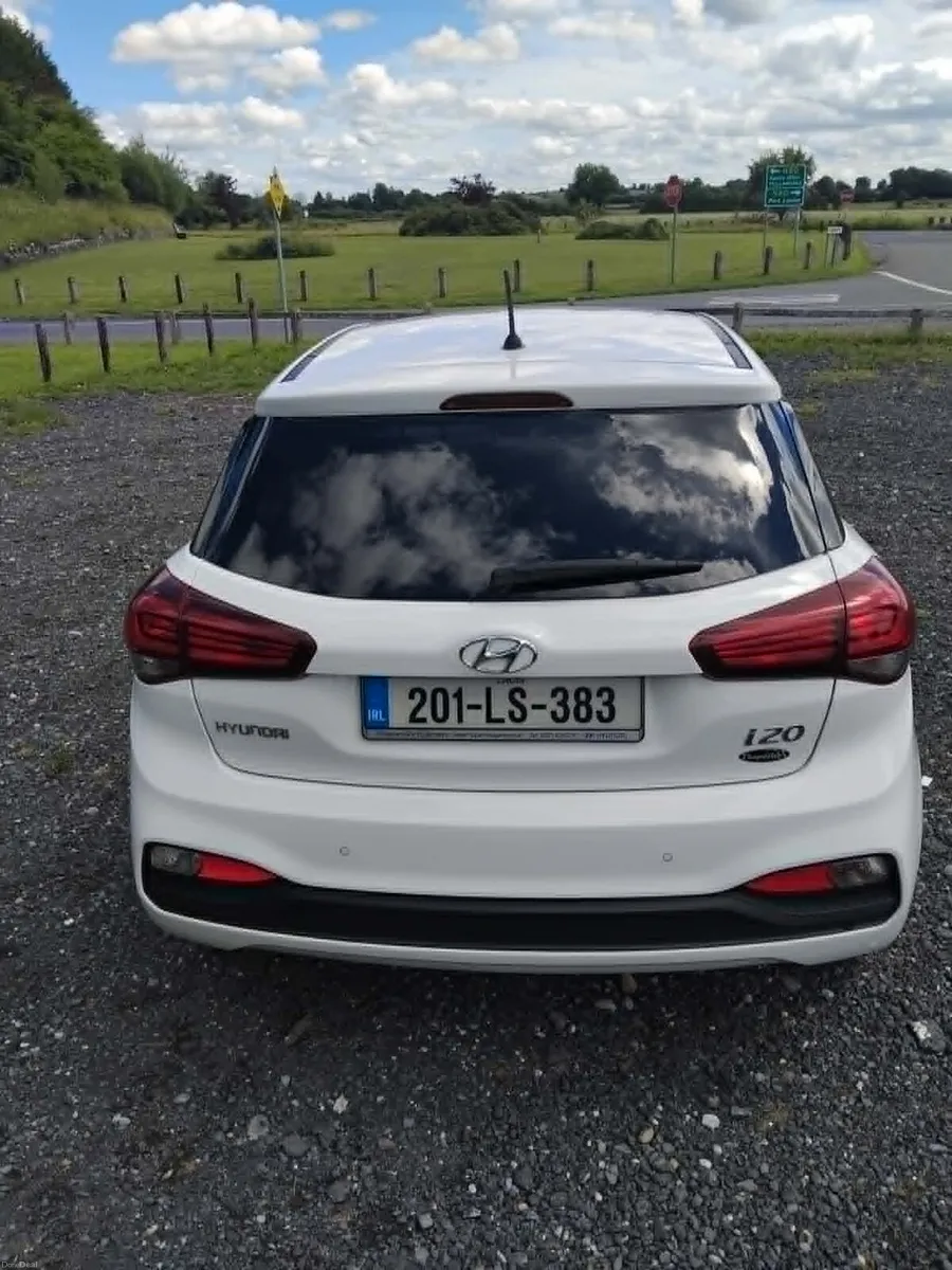 Stunning Hyundai i20 2020 from €49/week LOOK - Image 3