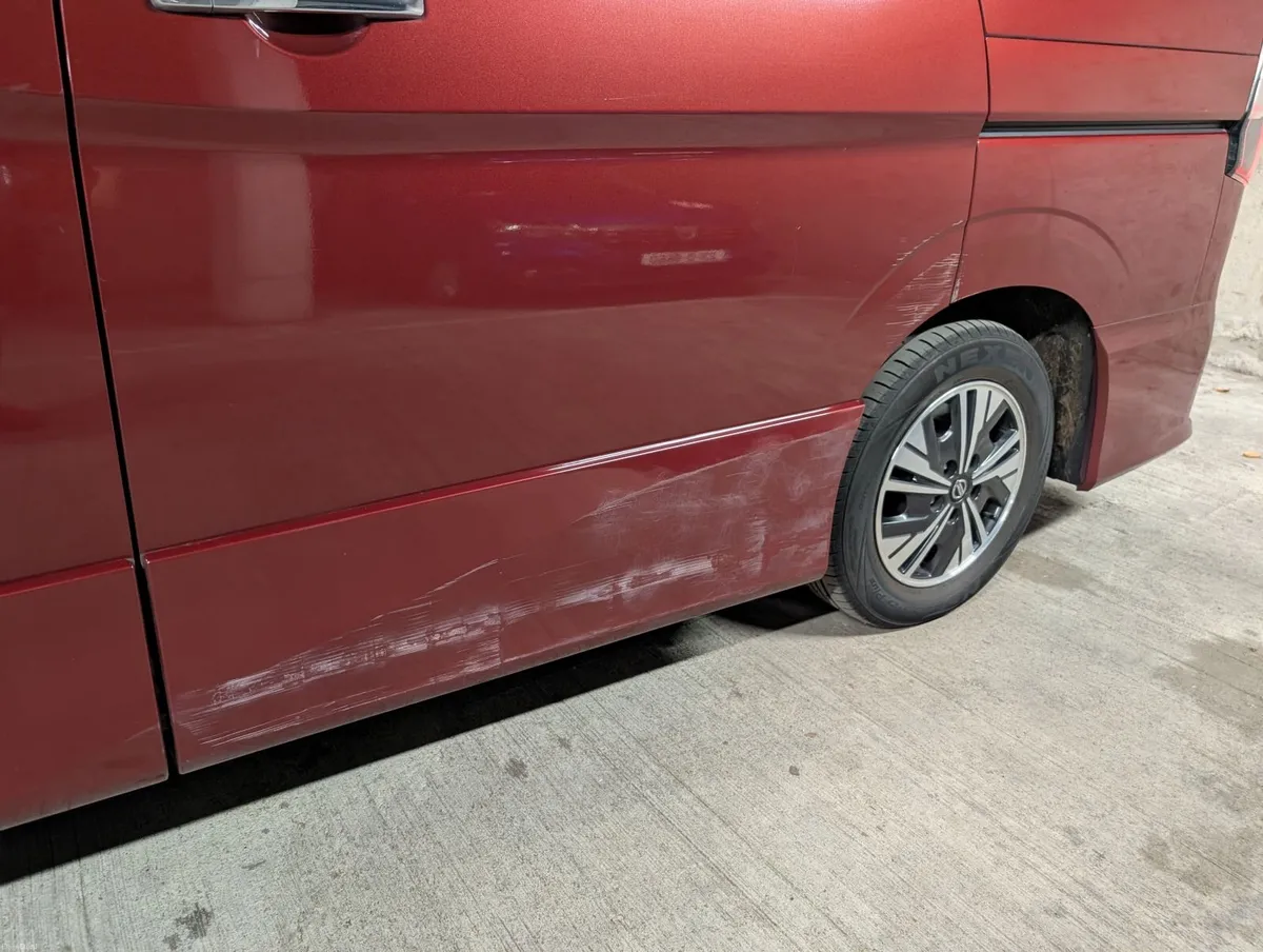 Stunning 2019 Nissan Serena e-POWER Highway Star V - Image 5