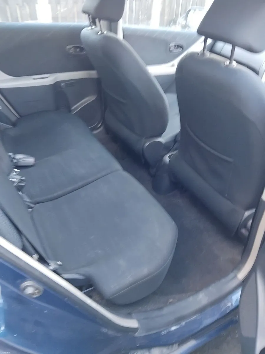 Toyota Yaris 2006 1 litre petrol tax and nct - Image 6