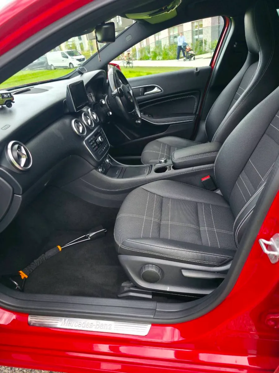 Mercedes Benz A 180 Style Plus Automatic transmiss - Image 4