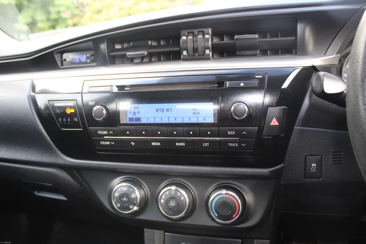 2014 TOYOTA COROLLA TERRA 1.4 D4D SAL. - Image 4