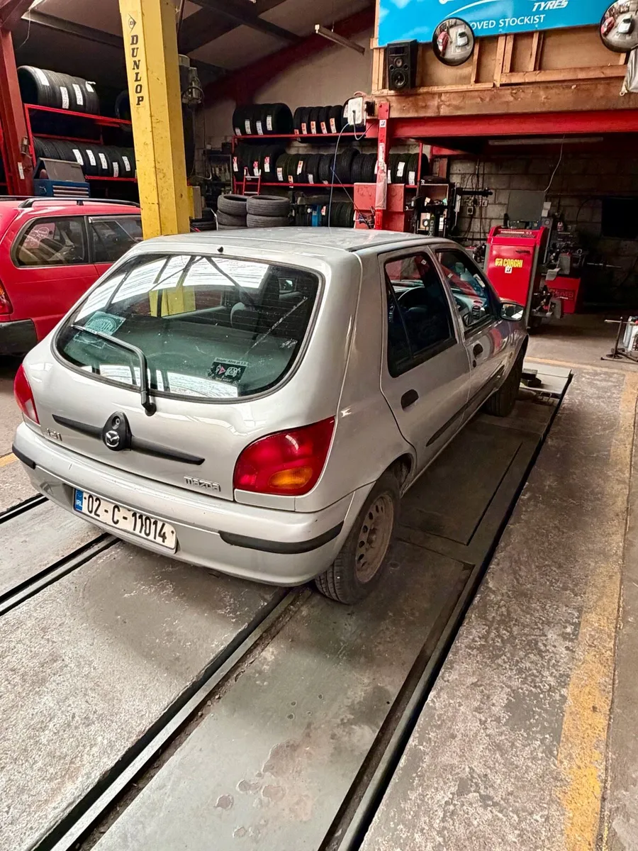 Mazda 121 - Image 3