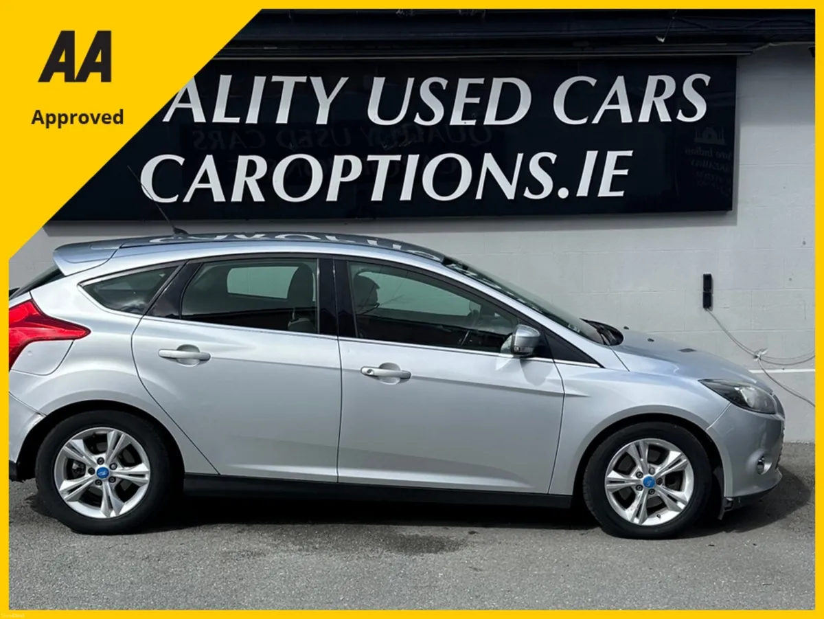 Ford Focus 2.0 TD 115PS MPS6 ZETEC 4 4DR AUTO - Image 1